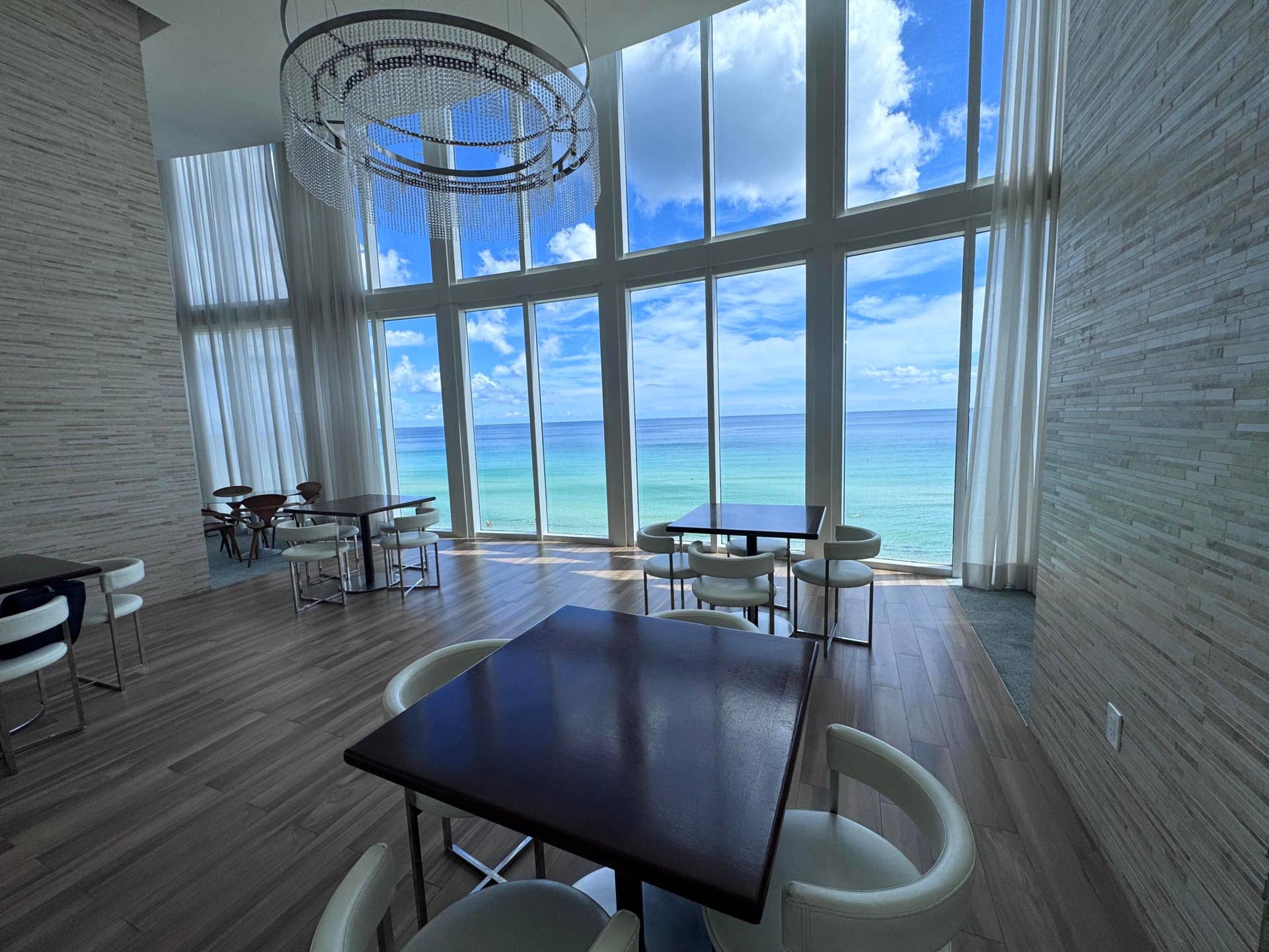 16001 COLLINS Avenue, #4002, Sunny Isles Beach, FL 33160 Various seating areas with awesome views of grounds.