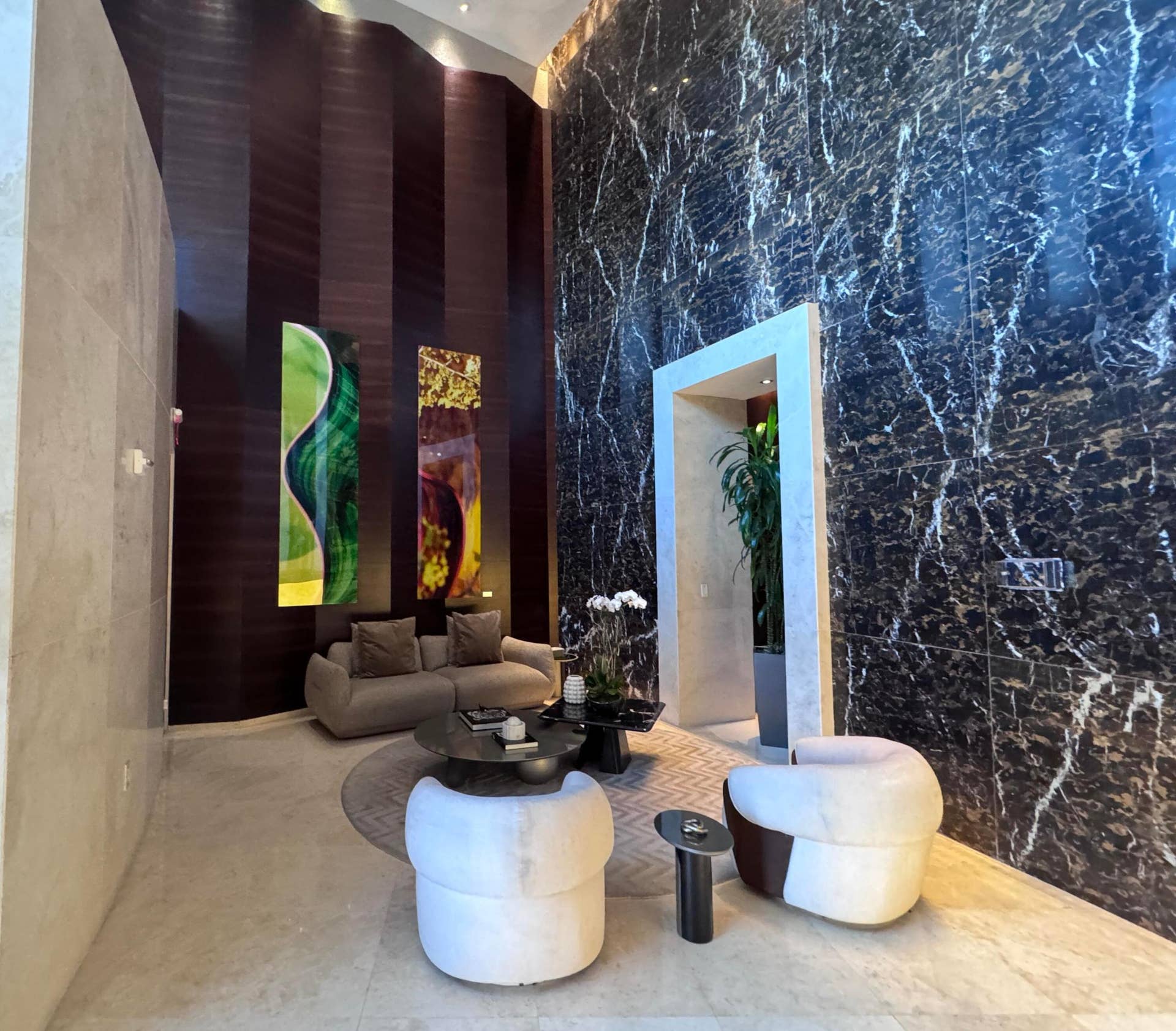 16001 COLLINS Avenue, #4002, Sunny Isles Beach, FL 33160 Cozy seating areas in lobby.