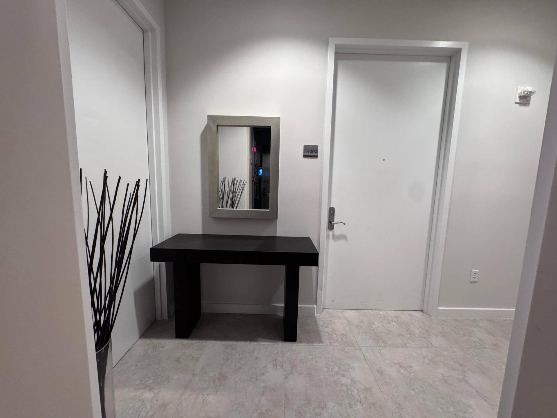 16001 COLLINS Avenue, #4002, Sunny Isles Beach, FL 33160 To your private foyer / 4002.
