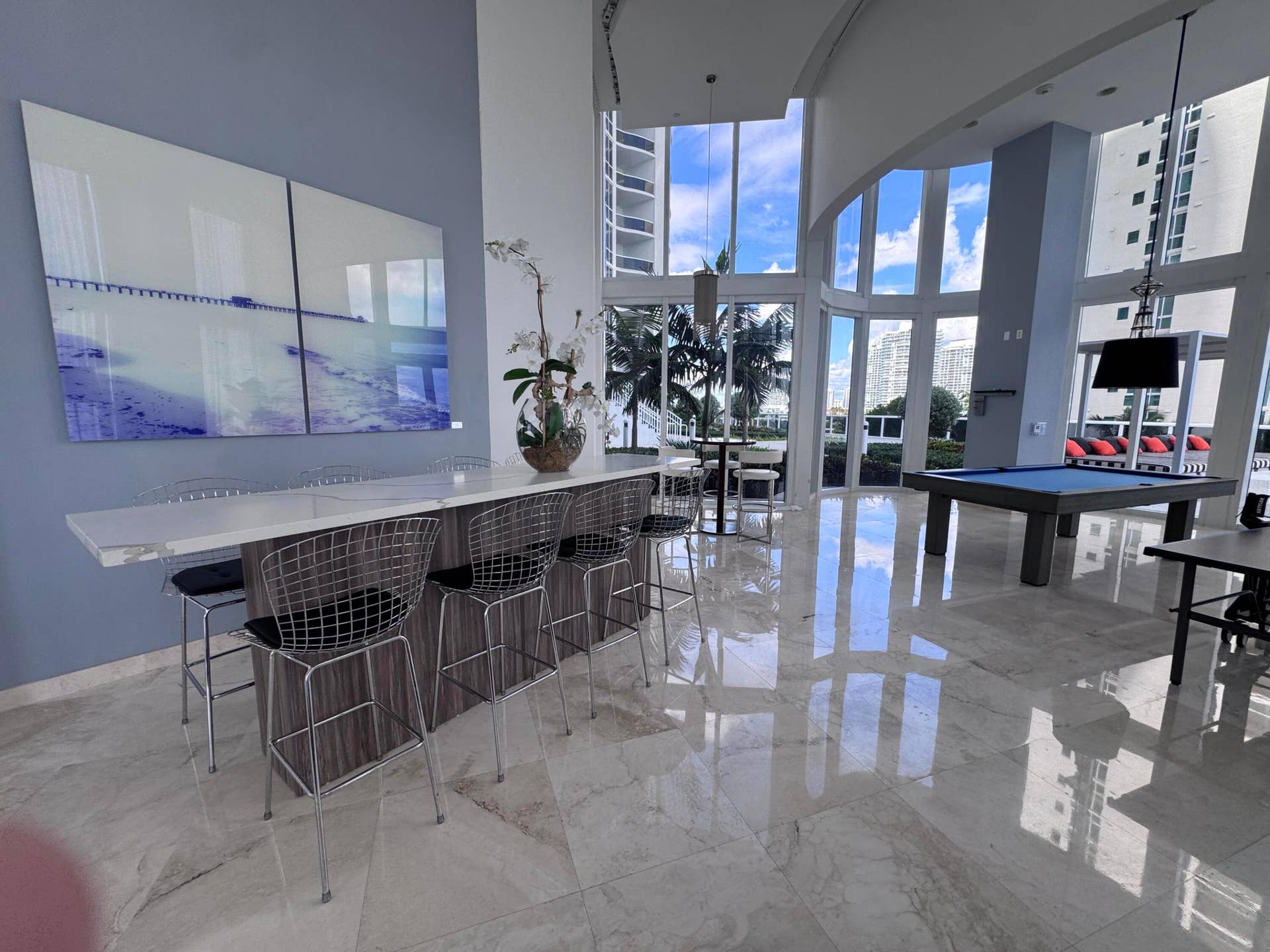 16001 COLLINS Avenue, #4002, Sunny Isles Beach, FL 33160 Cocktails anyone ?