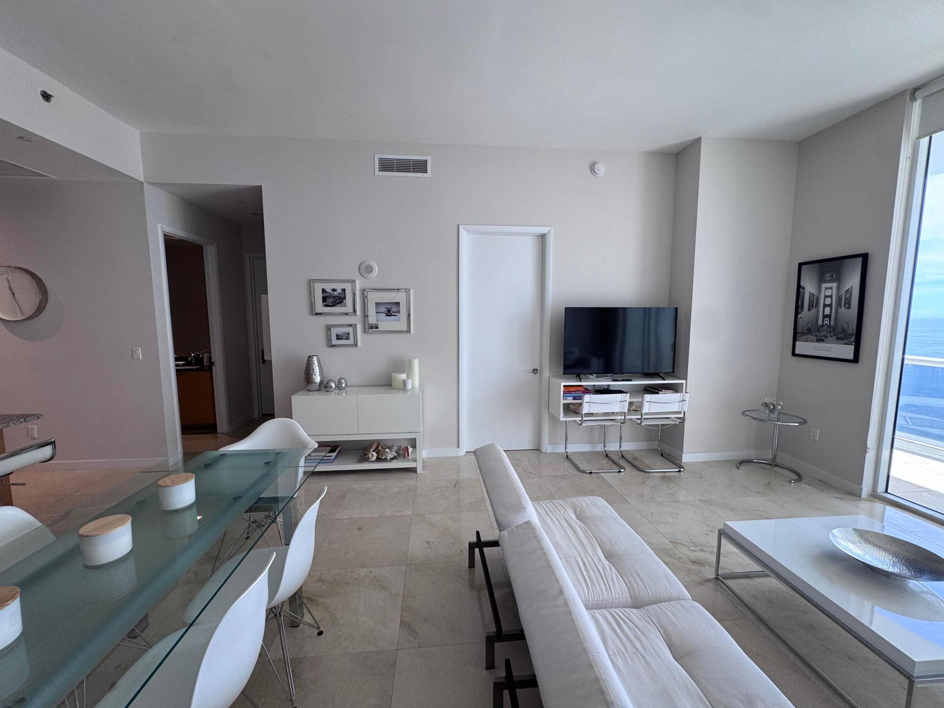 16001 COLLINS Avenue, #4002, Sunny Isles Beach, FL 33160 Living room with ocean views ...