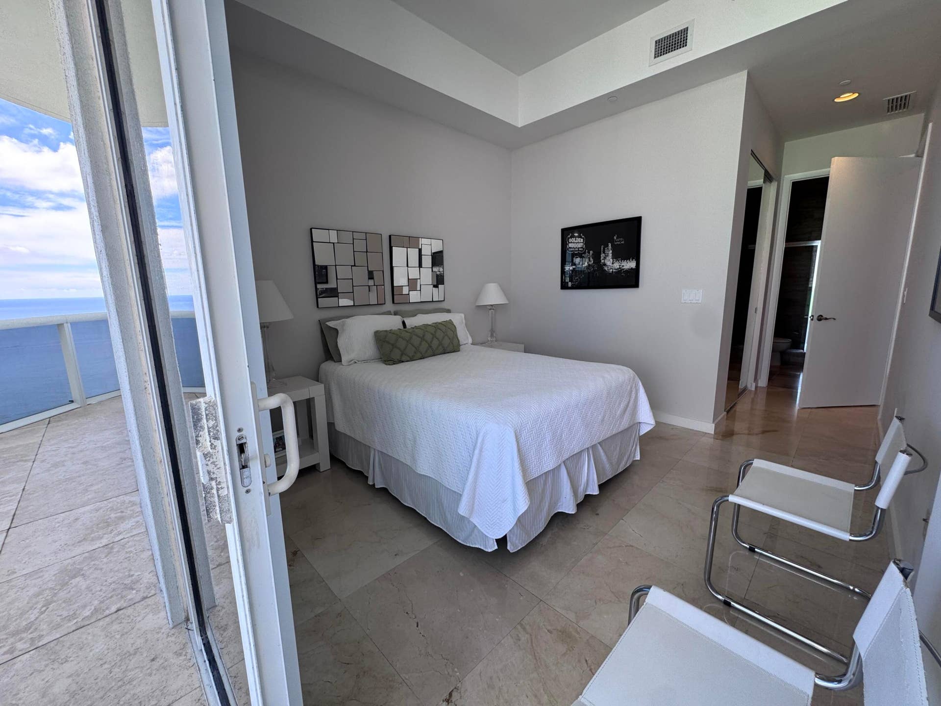 16001 COLLINS Avenue, #4002, Sunny Isles Beach, FL 33160 Complete suite awaits your guest.