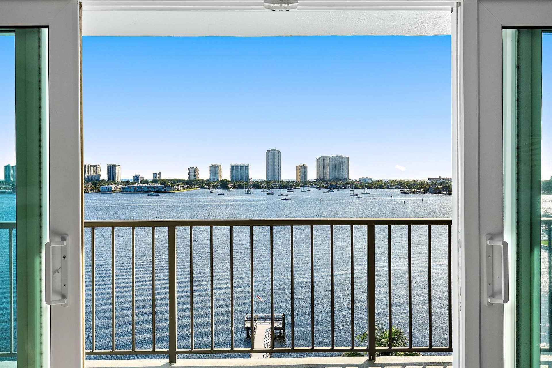 3040 Lake Shore Dr unit 903-5
