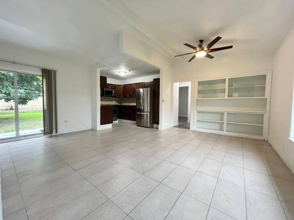 1302 S FEDERAL Highway, #2, Lake Worth Beach, FL 33460 WhatsApp Image 2026-10-24 at 20.30.08 (2