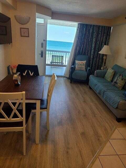 2700 N Atlantic Avenue, #435, Daytona Beach, FL 32118 Living Area