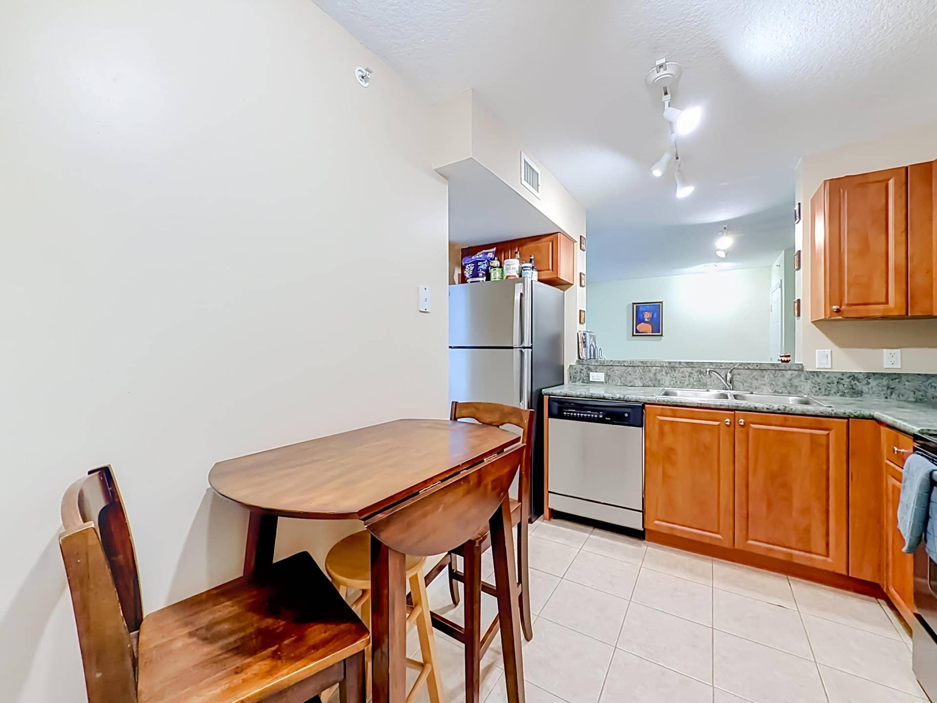 519 E Sheridan Street #404-28