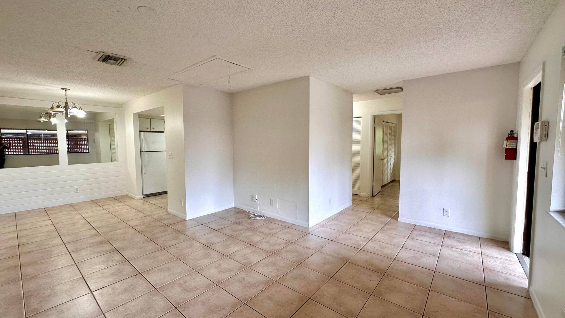 3096 Collin Drive, #C, West Palm Beach, West Palm Beach, FL 33406 IMG_9573