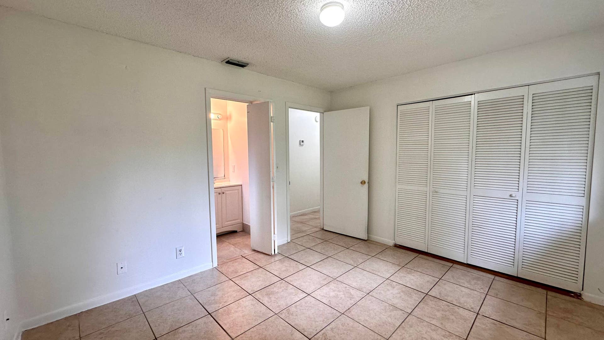 3096 Collin Drive, #C, West Palm Beach, West Palm Beach, FL 33406 IMG_9587