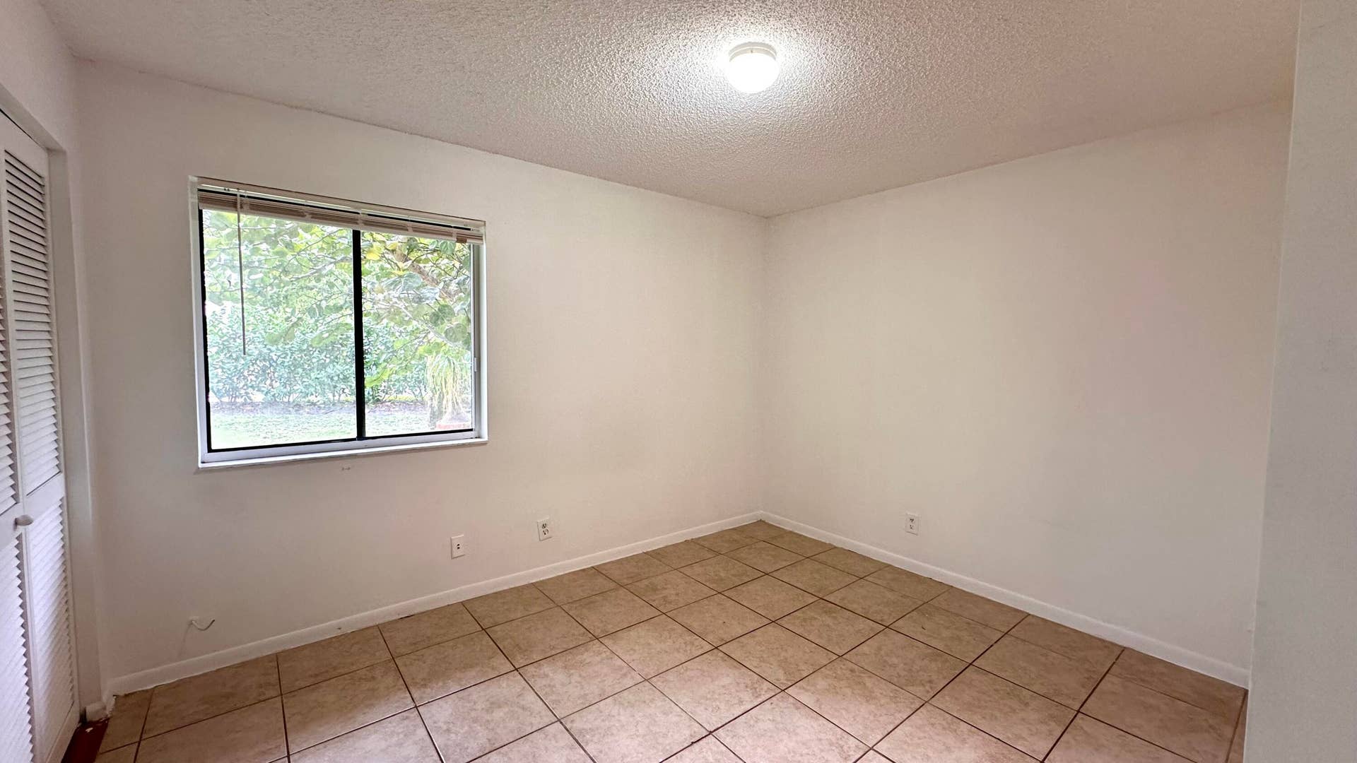 3096 Collin Drive, #C, West Palm Beach, West Palm Beach, FL 33406 IMG_9583