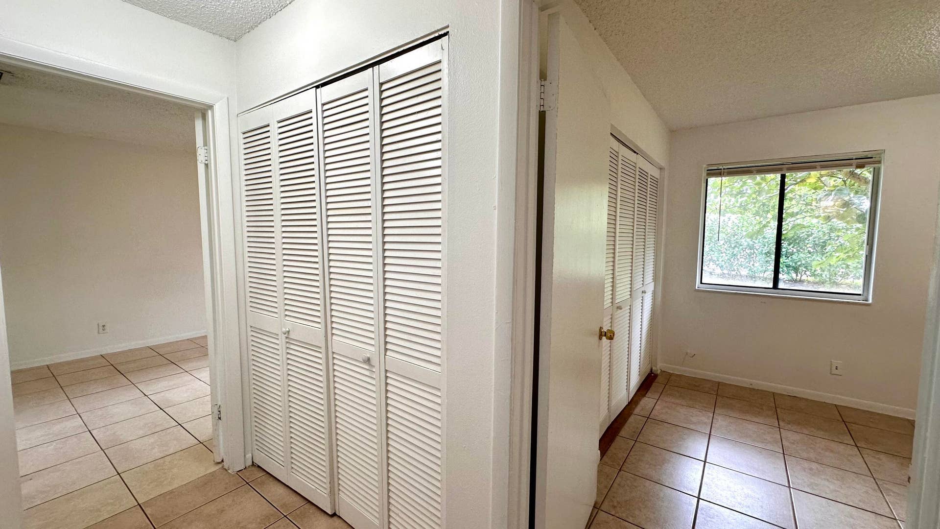 3096 Collin Drive, #C, West Palm Beach, West Palm Beach, FL 33406 IMG_9582