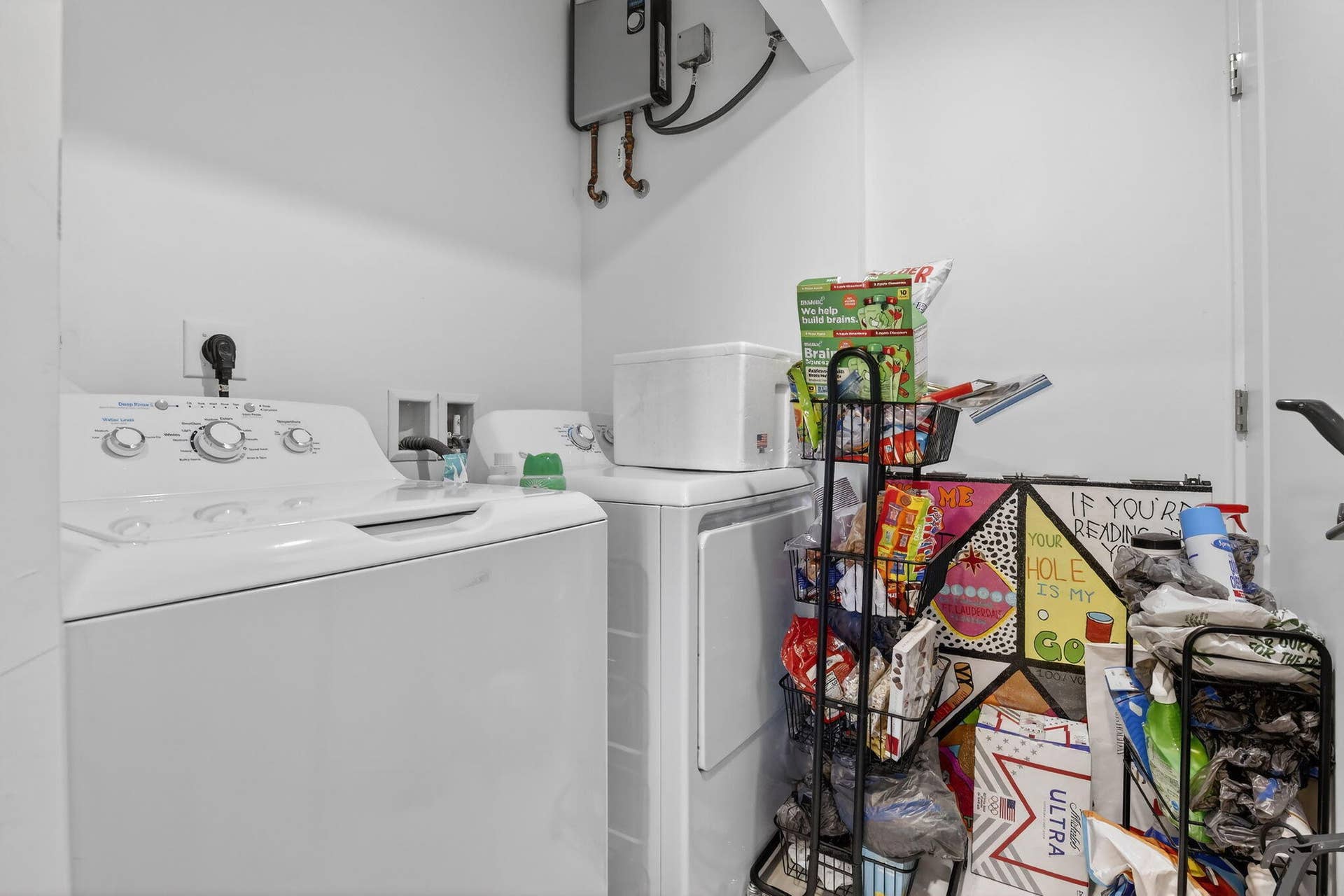 4173 N OAK Place, Dania Beach, FL 33314 tankless water heater