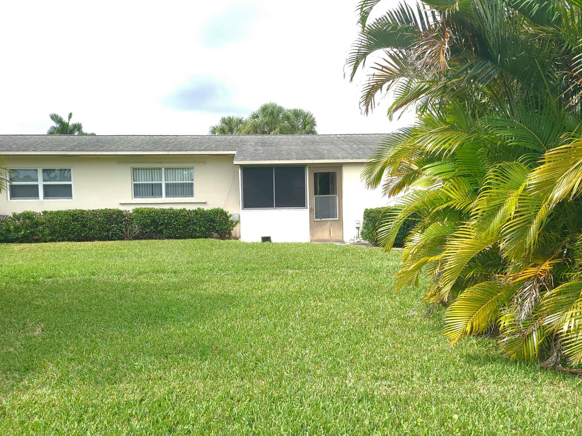 2737 EMORY Drive W, #D, West Palm Beach, FL 33415 20230128_120141