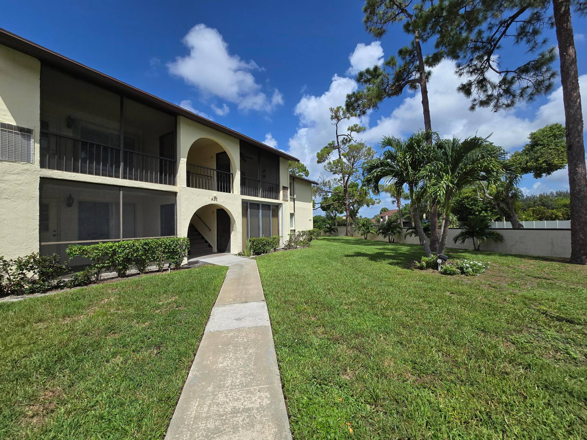 2737 EMORY Drive W, #D, West Palm Beach, FL 33415 20240703_111826