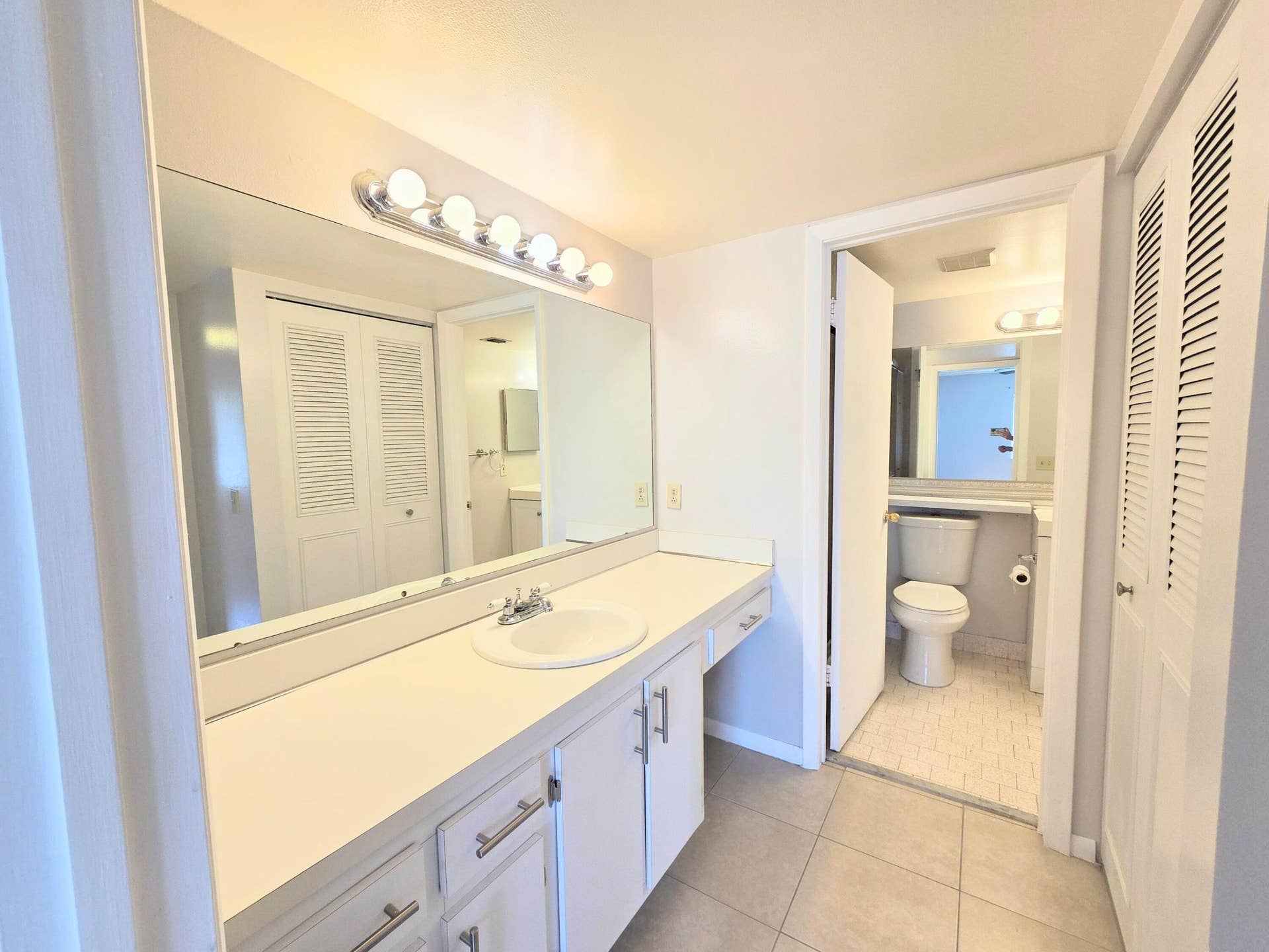2737 EMORY Drive W, #D, West Palm Beach, FL 33415 20240703_110050~2