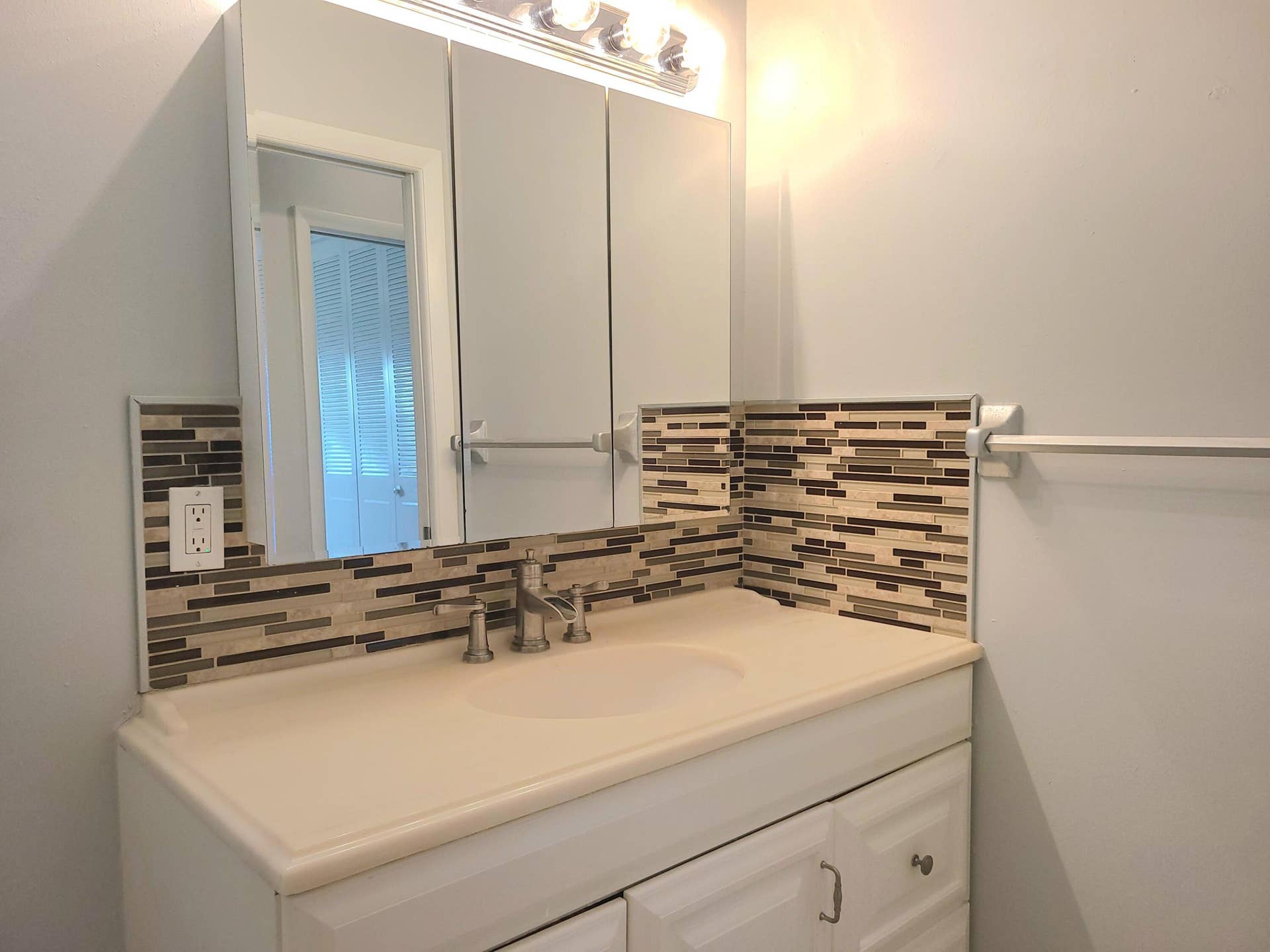2737 EMORY Drive W, #D, West Palm Beach, FL 33415 20230128_115819