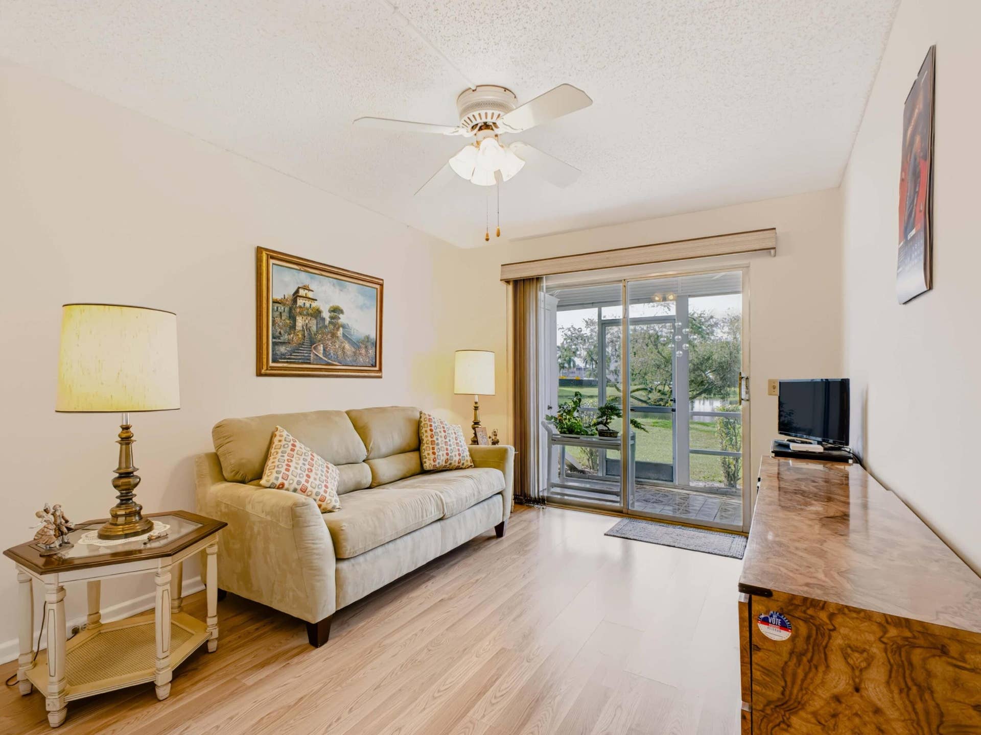 Guest Bedroom 1