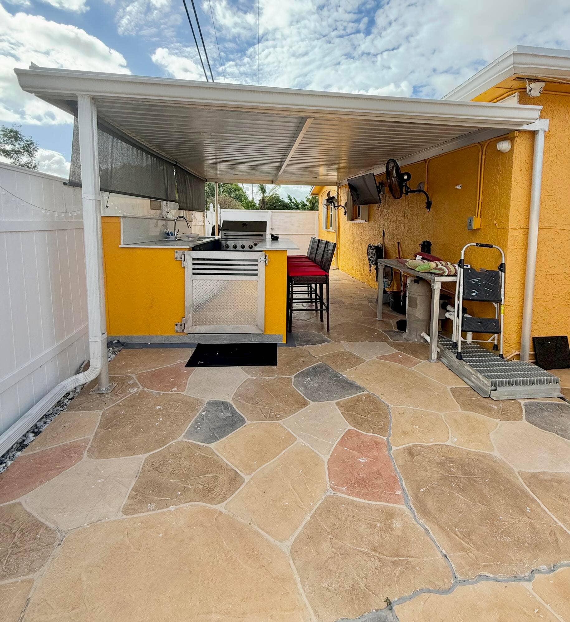 2610 NW 43RD Avenue, Lauderhill, FL 33313 IMG_7134