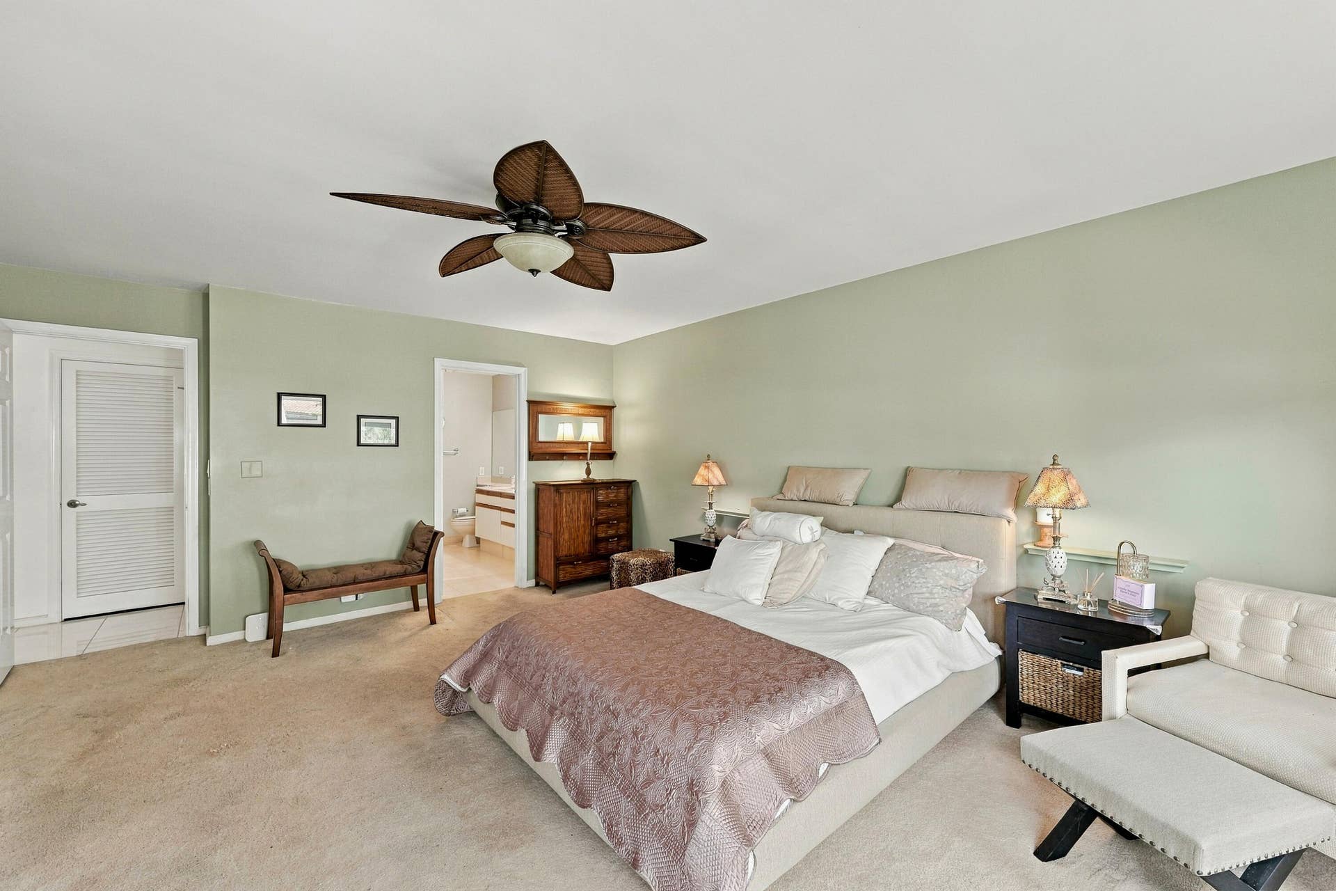 7858 GRANADA Place, #404, Boca Raton, FL 33433 Your bedroom is large with plenty of closet space