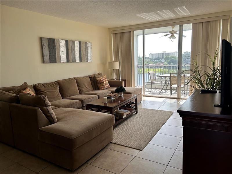3150 N COURSE Lane, #507, Pompano Beach, Pompano Beach, FL 33069 Photo 4