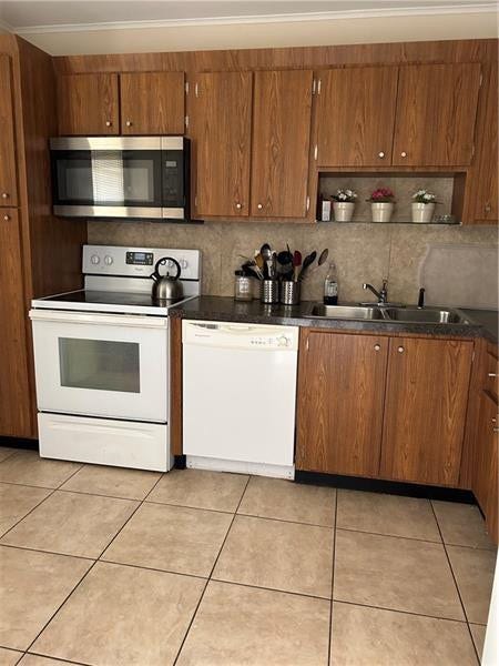 3150 N COURSE Lane, #507, Pompano Beach, Pompano Beach, FL 33069 Photo 8
