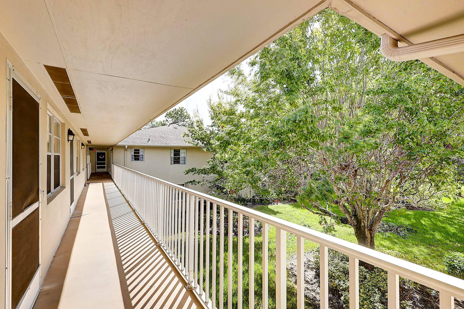 33 LAKE VISTA Trail, #206, Port St Lucie, FL 34952 06_3j0a5488_89_90_91_92