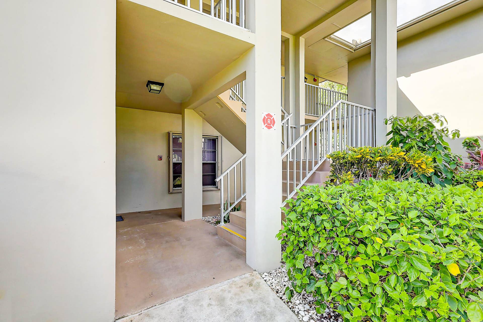 33 LAKE VISTA Trail, #206, Port St Lucie, FL 34952 33_3j0a5628_29_30_31_32