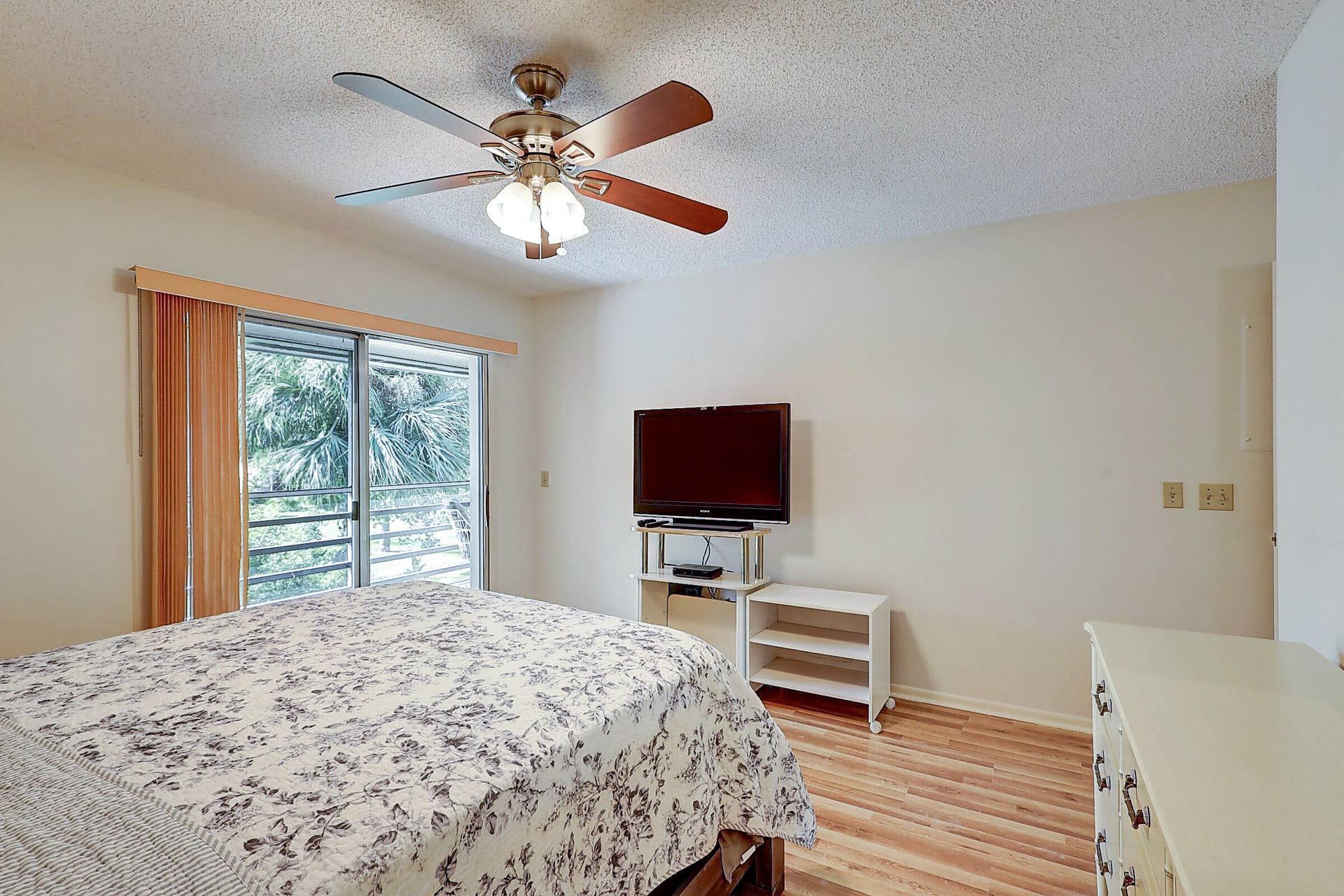 33 LAKE VISTA Trail, #206, Port St Lucie, FL 34952 31_3j0a5618_19_20_21_22