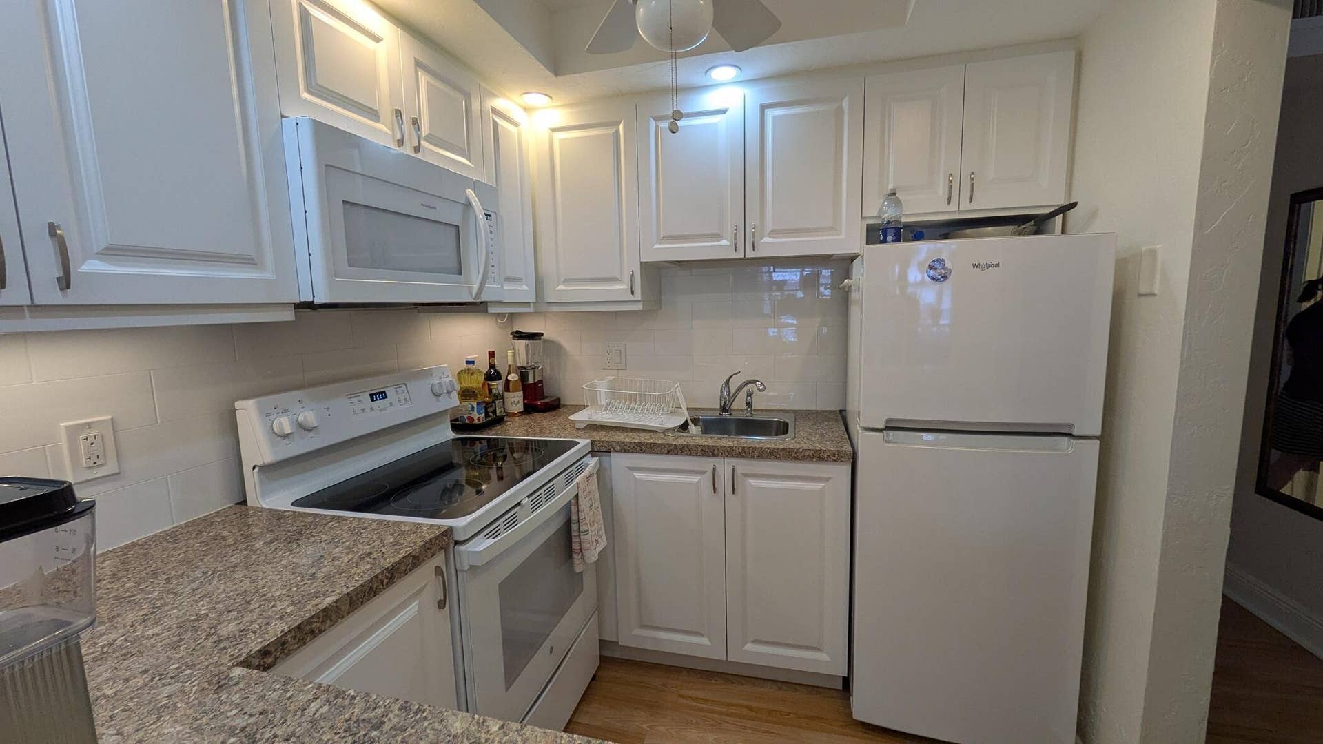 2880 Lake Osborne Dr 109 12 - Copy