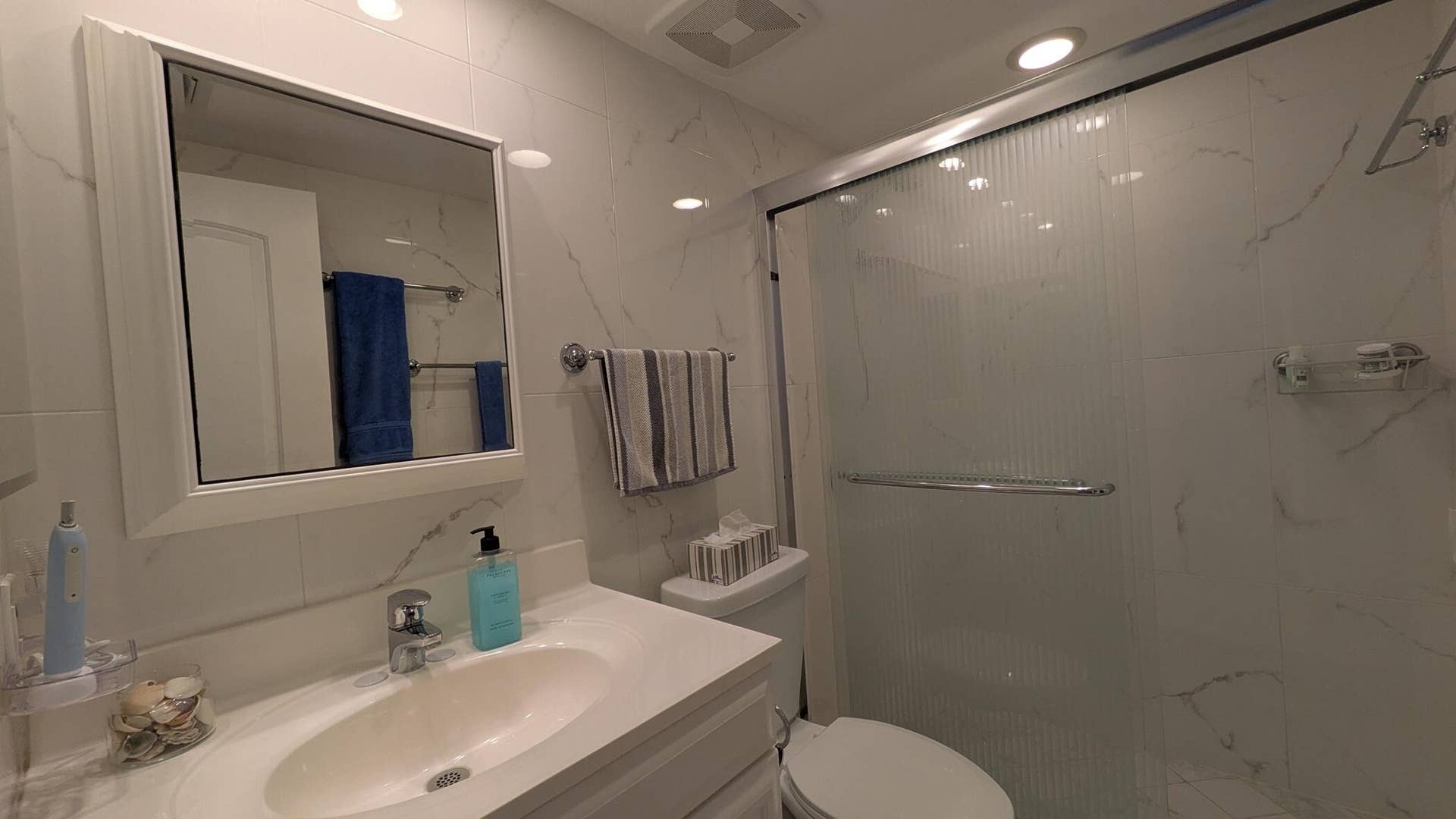2880 Lake Osborne dr 109 7 - Copy