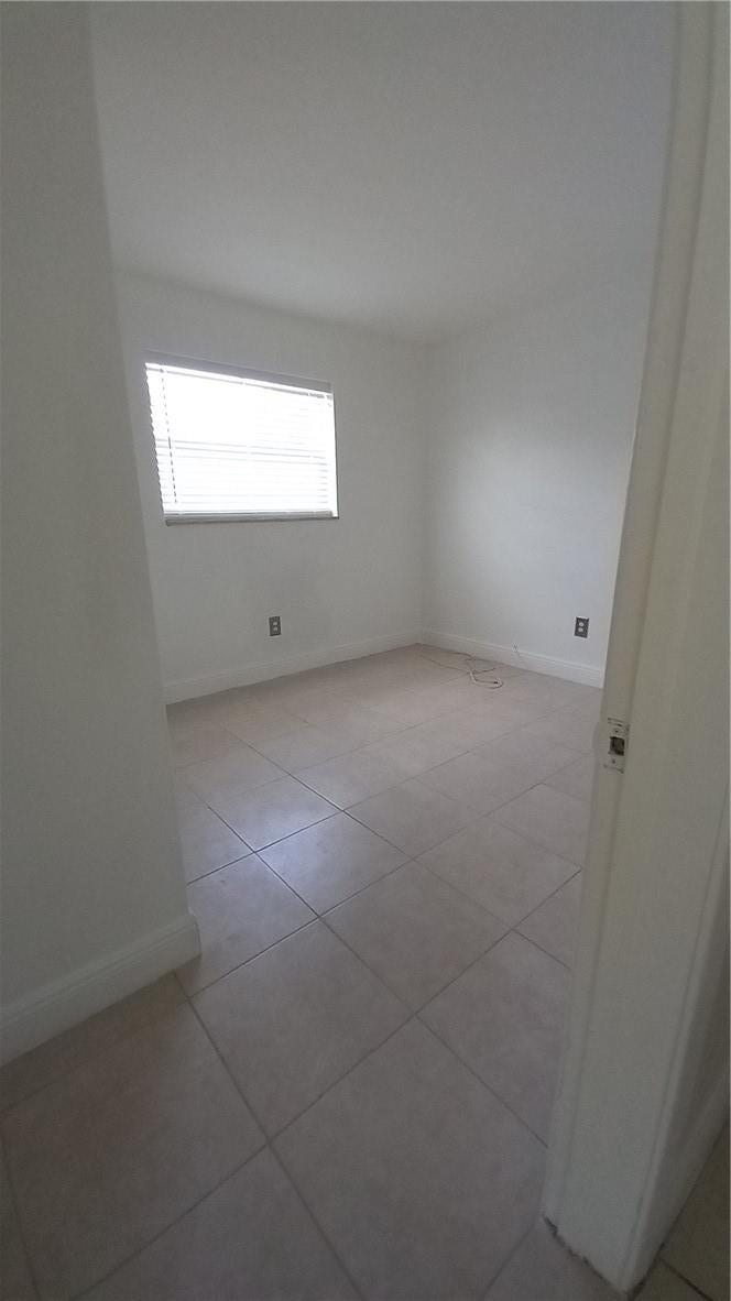 330 NW 38TH Street, Deerfield Beach, FL 33064 Photo 10