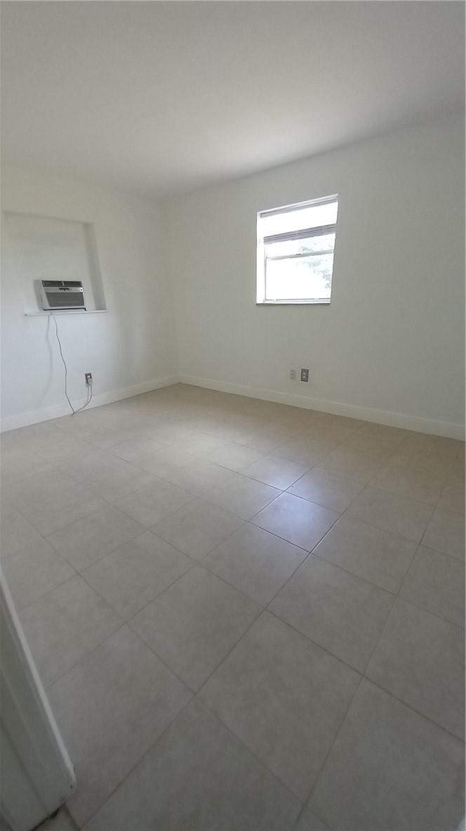 330 NW 38TH Street, Deerfield Beach, FL 33064 Photo 9