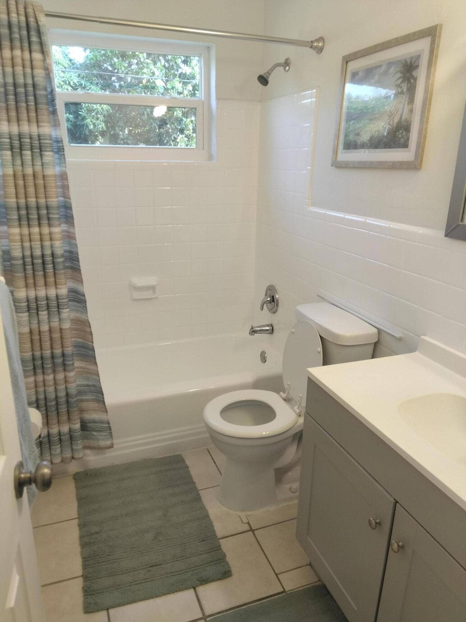 330 NW 38TH Street, Deerfield Beach, FL 33064 1000012038