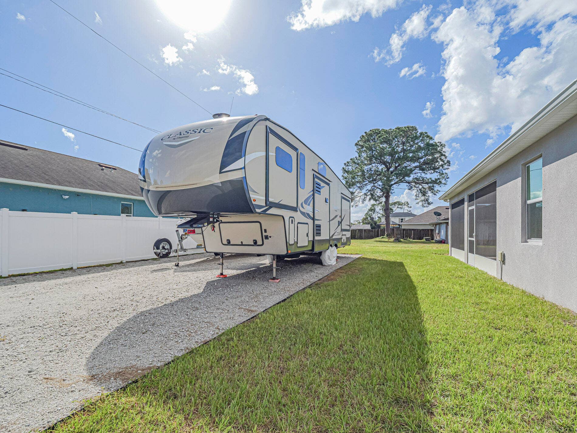 571 CHARLOTTA Avenue SE, Palm Bay, FL 32909 38