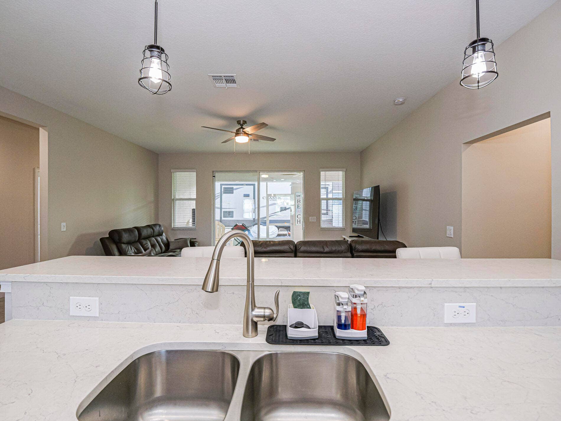 571 CHARLOTTA Avenue SE, Palm Bay, FL 32909 15