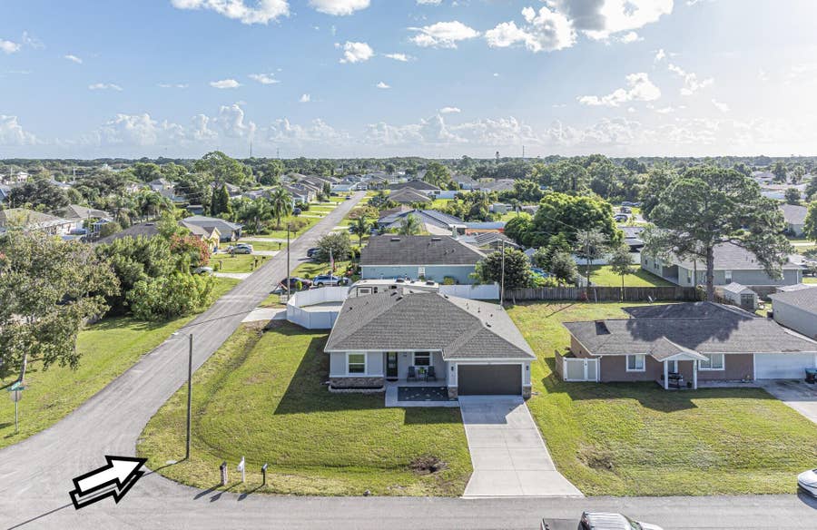 Property photo for 571 CHARLOTTA Avenue SE, Palm Bay, FL
