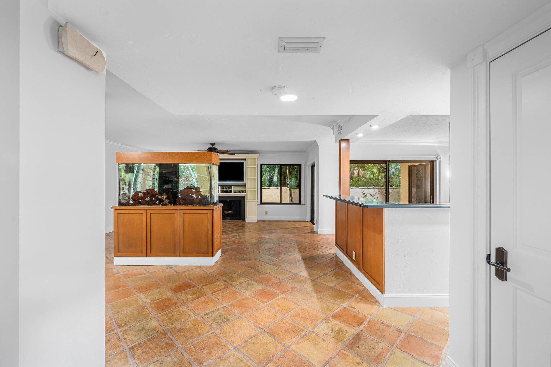 16 VIA LAGO, Boynton Beach, FL 33435 006-16VaLago-BoyntonBeach-FL-33435-SMA