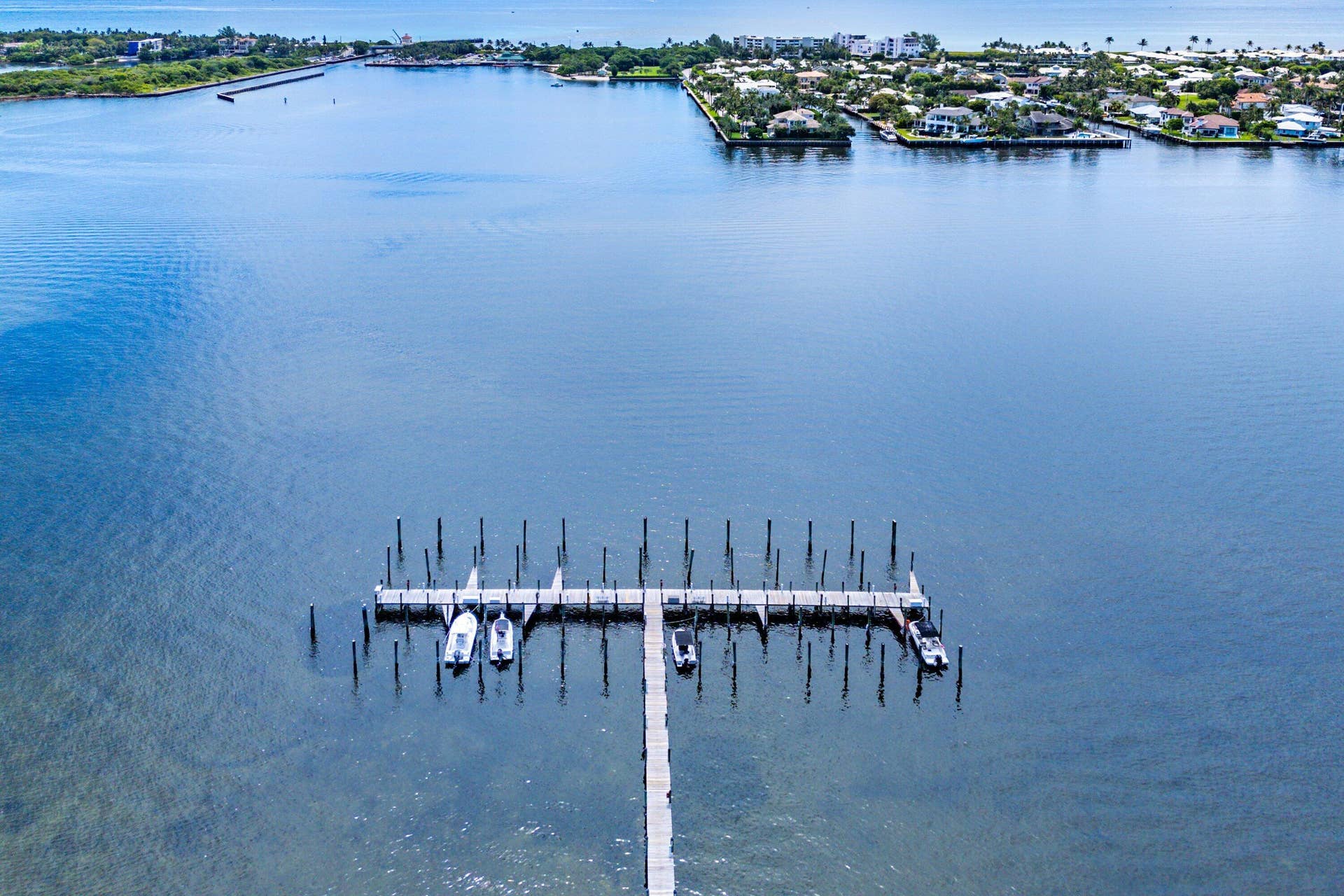 16 VIA LAGO, Boynton Beach, FL 33435 053-16VaLago-BoyntonBeach-FL-33435-SMA