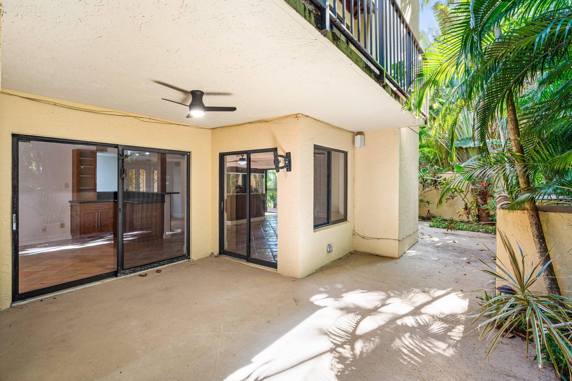 16 VIA LAGO, Boynton Beach, FL 33435 034-16VaLago-BoyntonBeach-FL-33435-SMA