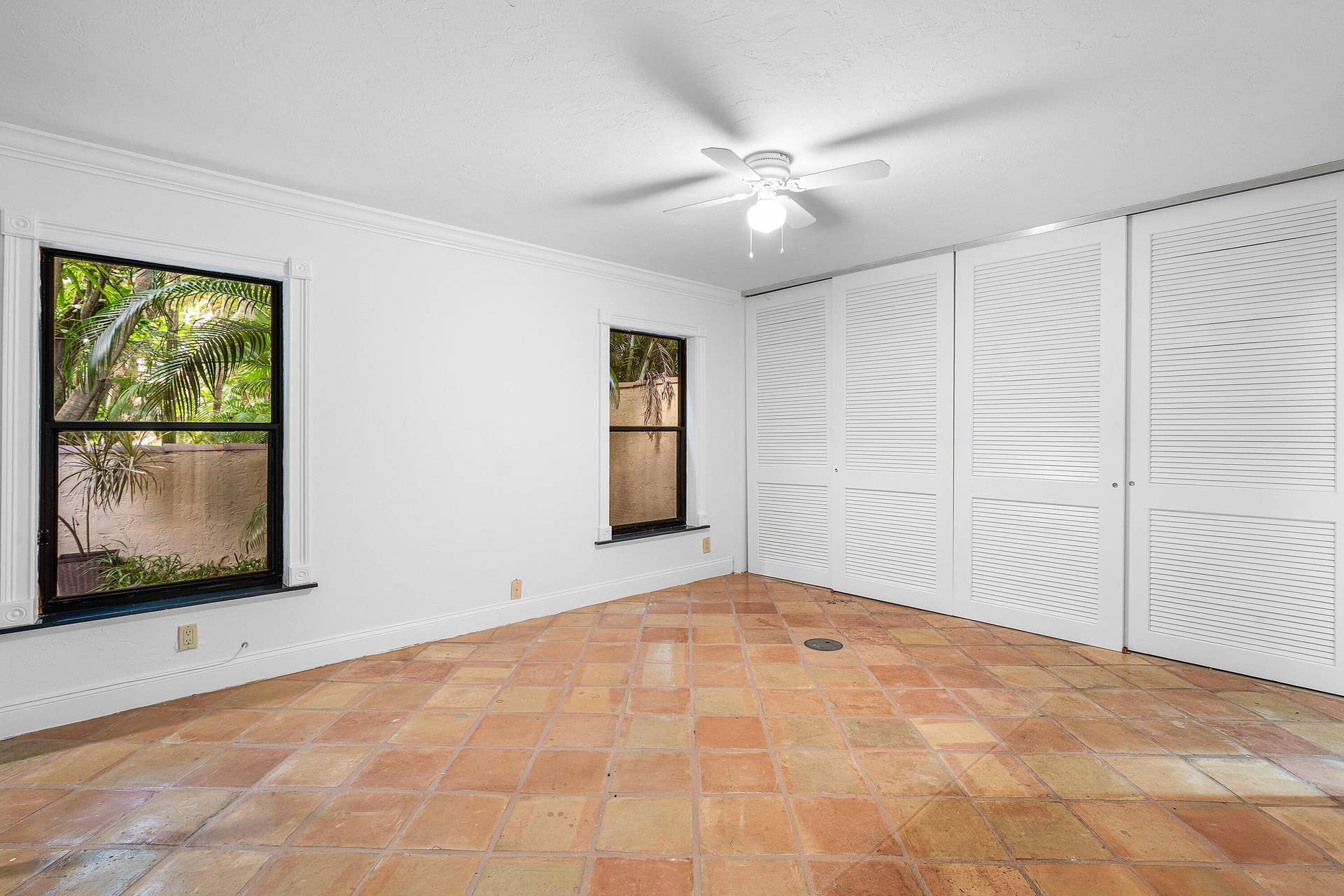 16 VIA LAGO, Boynton Beach, FL 33435 024-16VaLago-BoyntonBeach-FL-33435-SMA