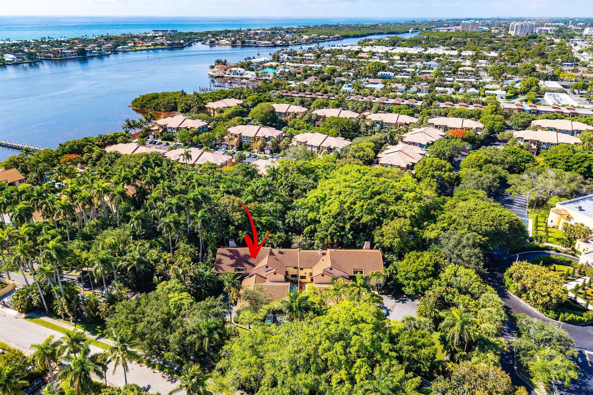 16 VIA LAGO, Boynton Beach, FL 33435 038-16VaLago-BoyntonBeach-FL-33435-SMA