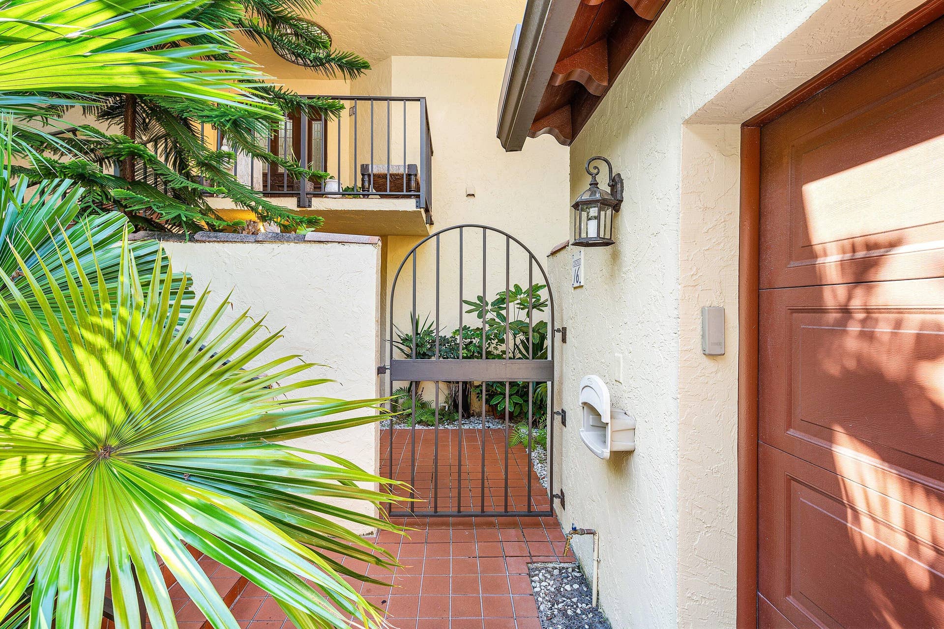 16 VIA LAGO, Boynton Beach, FL 33435 003-16VaLago-BoyntonBeach-FL-33435-SMA