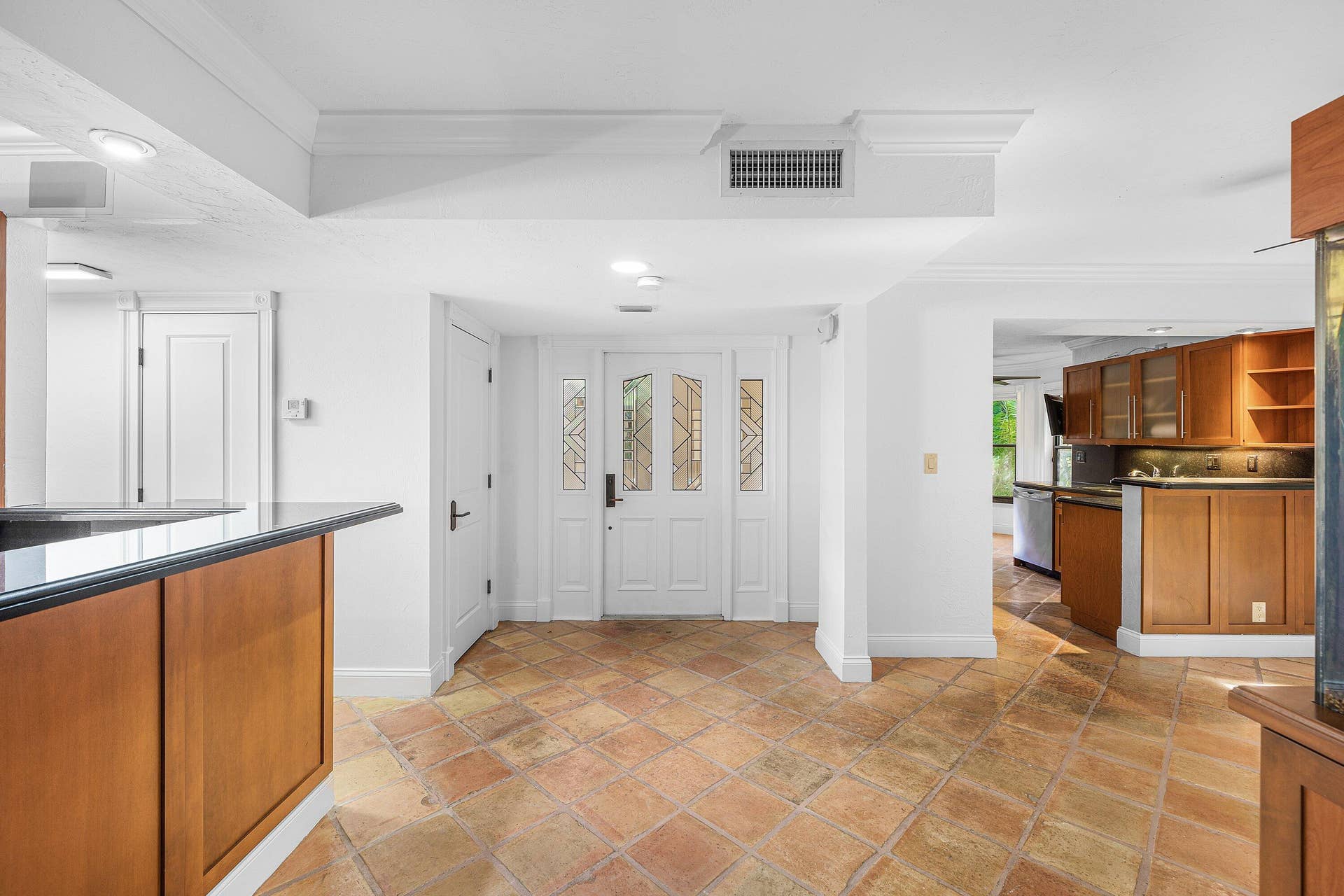 16 VIA LAGO, Boynton Beach, FL 33435 005-16VaLago-BoyntonBeach-FL-33435-SMA