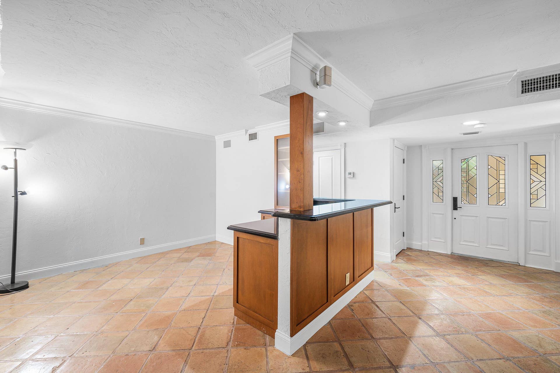 16 VIA LAGO, Boynton Beach, FL 33435 008-16VaLago-BoyntonBeach-FL-33435-SMA
