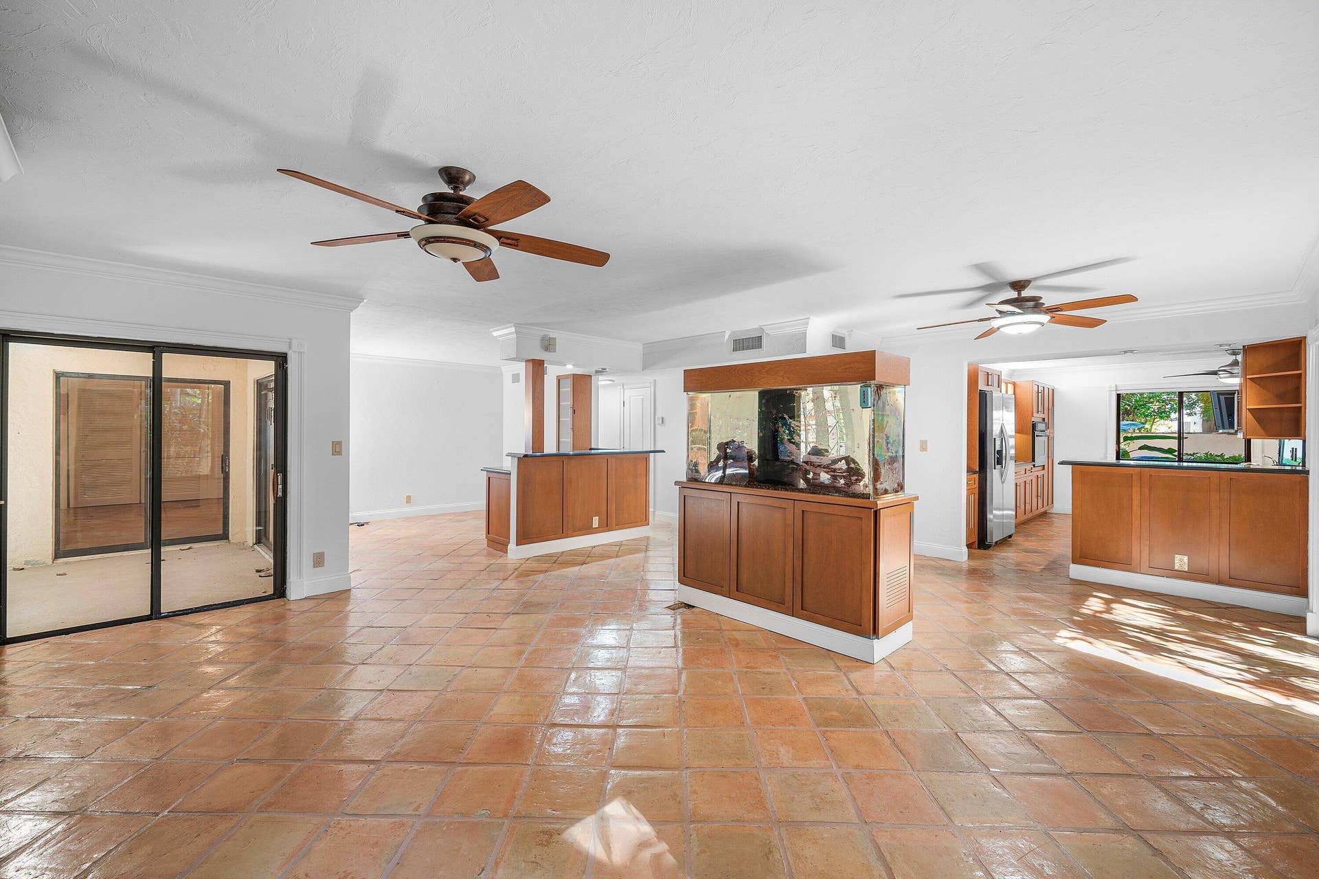 16 VIA LAGO, Boynton Beach, FL 33435 013-16VaLago-BoyntonBeach-FL-33435-SMA