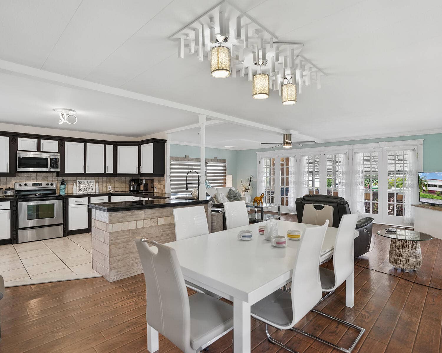 1891 SW 84th Avenue, Davie, FL 33324 DSC05308_v2