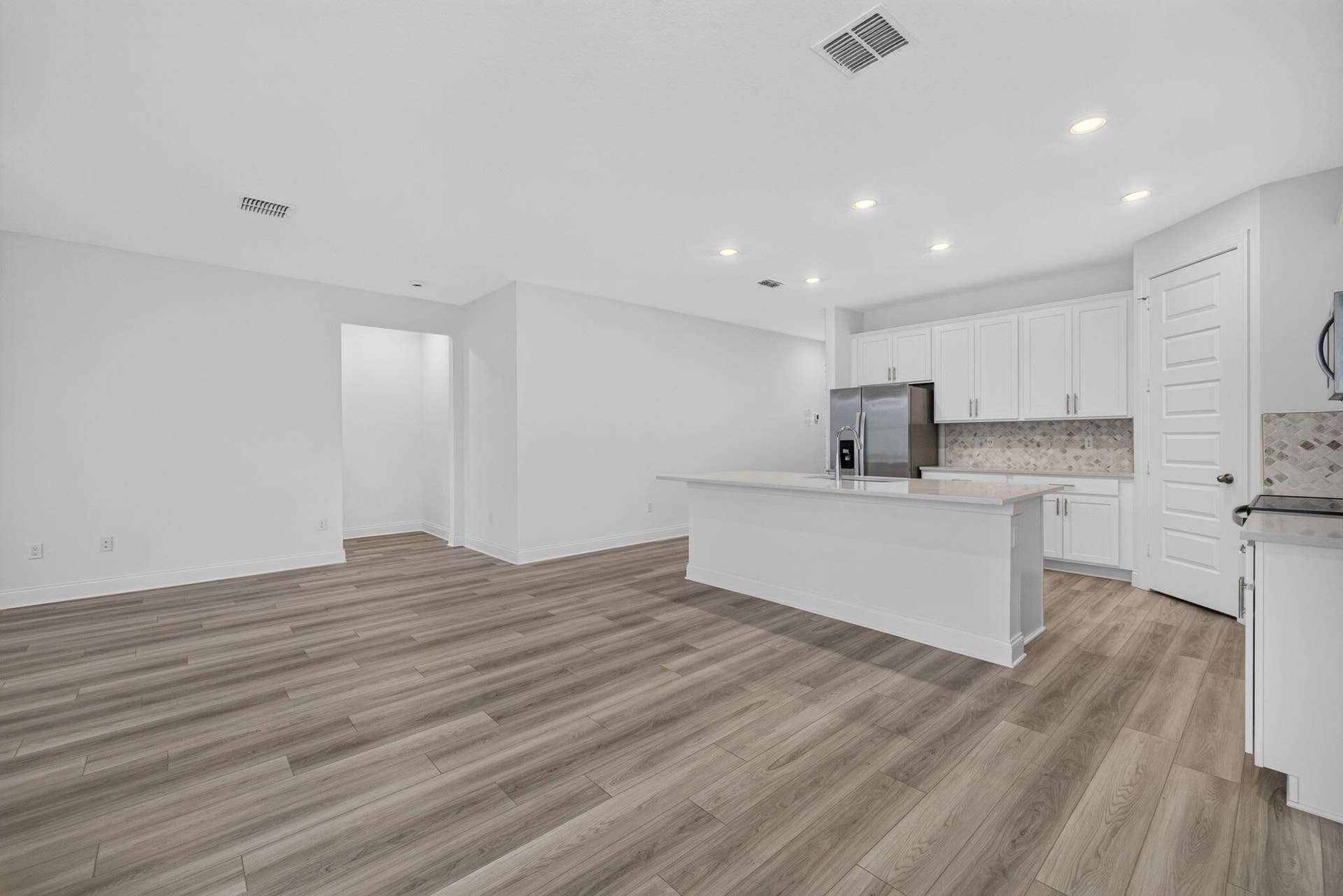 11-web-or-mls-3A5A7513