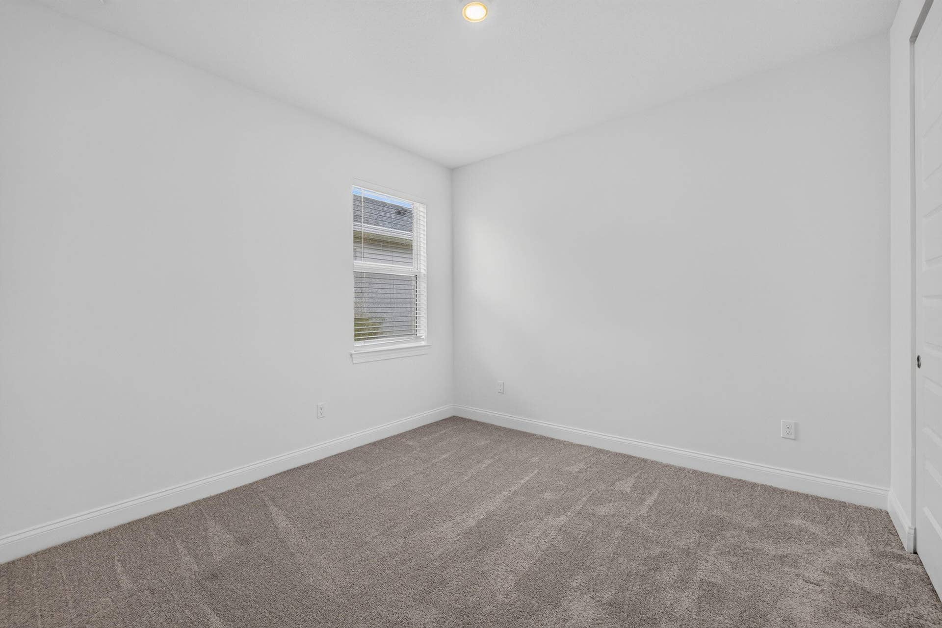 29-web-or-mls-3A5A7608