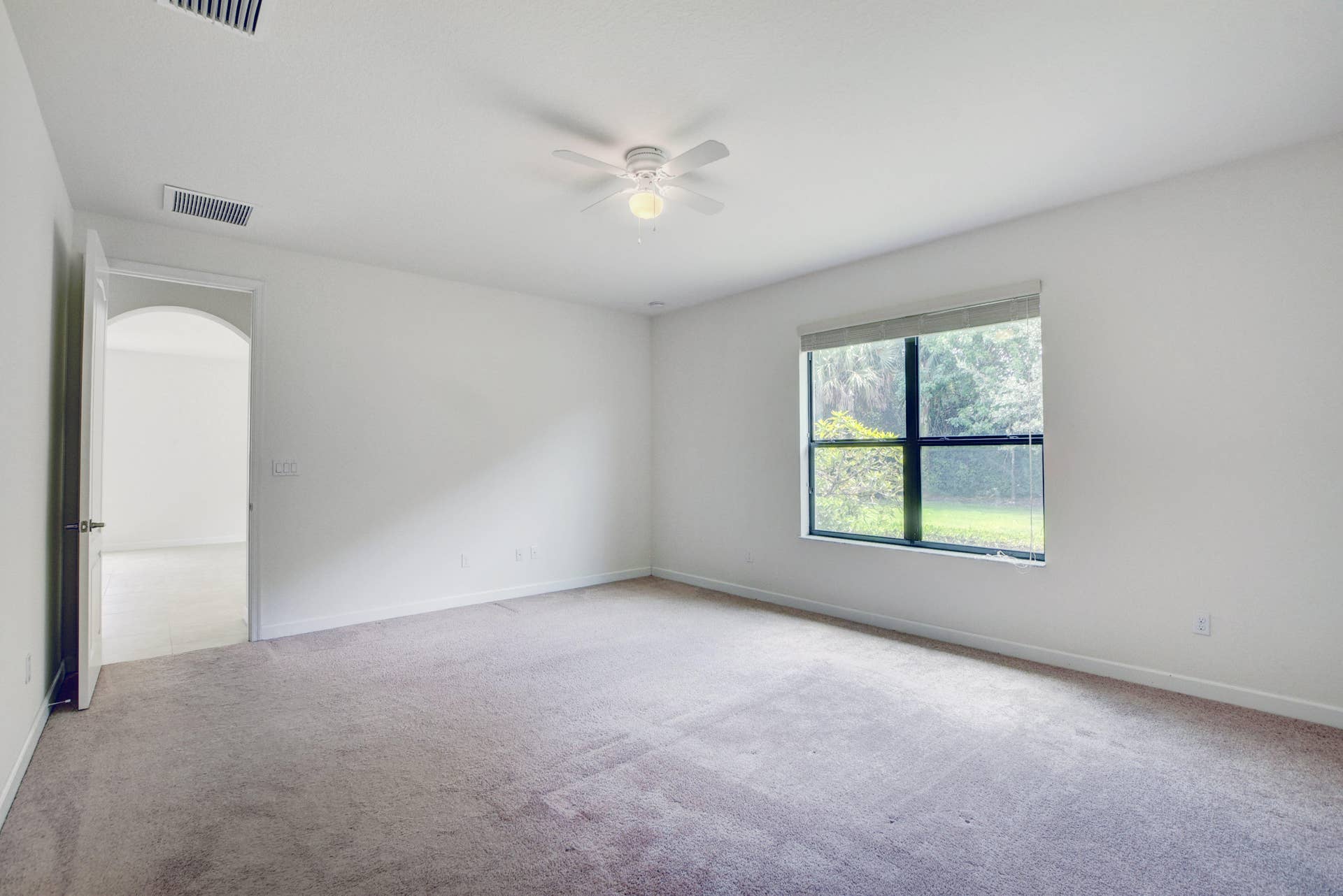 8979 Gulf Run Way, Lake Worth, FL 33467 Master suite