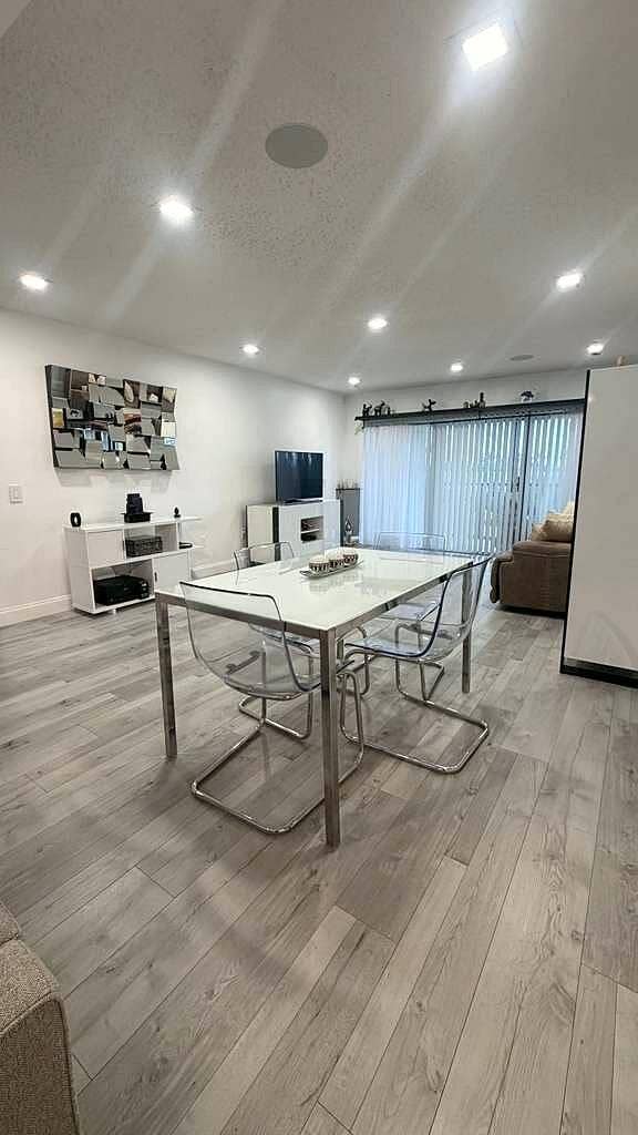 4284 DESTE Court, #304, Lake Worth, FL 33467 foto-19-mejorada