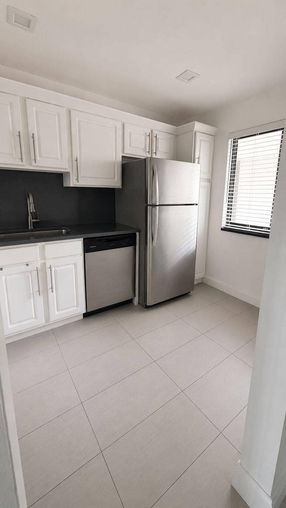 4284 DESTE Court, #304, Lake Worth, FL 33467 Alice apt 8